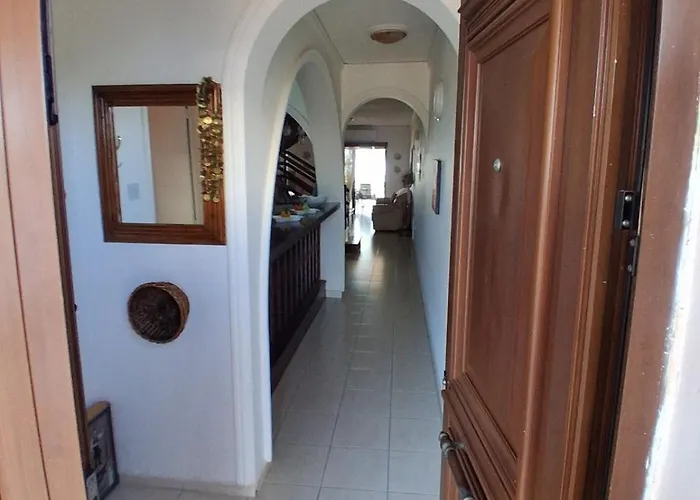 Maisonette Rock - Axiotheas - Meteora Heights *